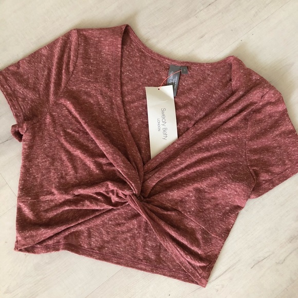 SWEATY BETTY ❤️‍🔥 KNOT WORKOUT TOP NWT SIZE MEDIUM - Picture 7 of 9